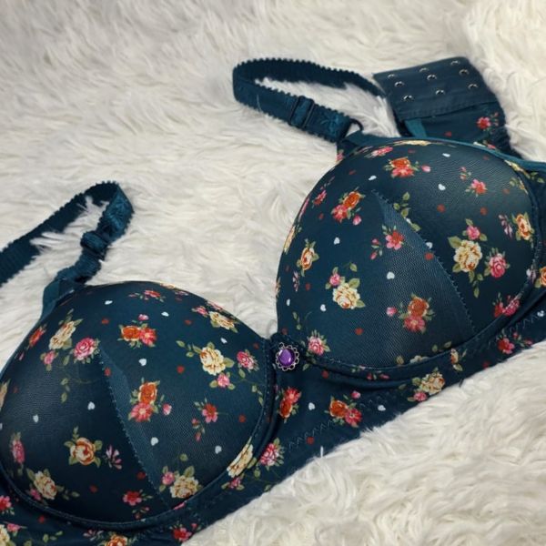 Women&amp;#039;s Floral Printed Padded Bra Set
